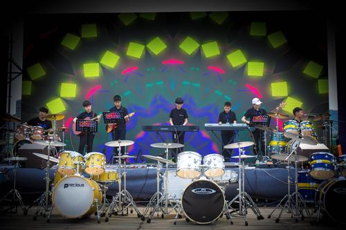 大地少儿乐队闪耀中国少儿摇滚音乐节!