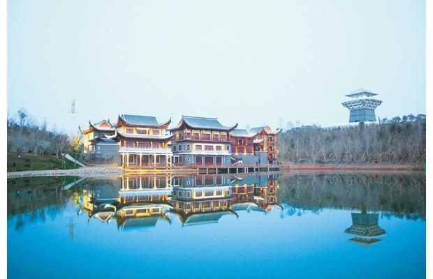 随州文化公园,青年路大桥,白云湖排污口治理……近日获悉,两年前