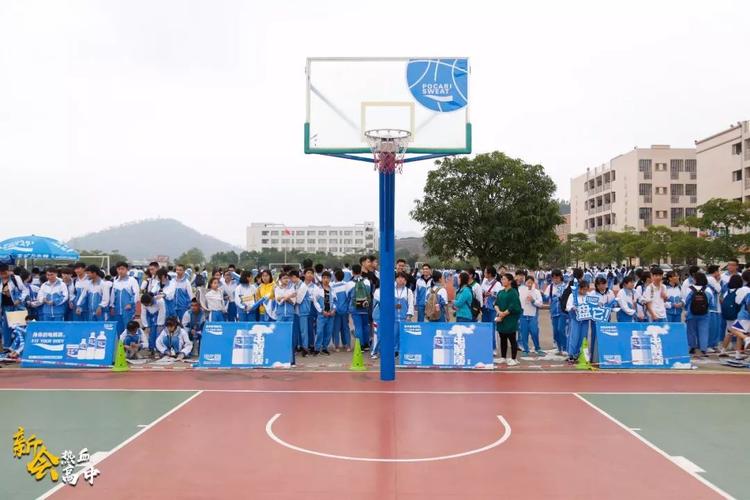 新会热血高中丨新会四中石文浩称霸内线,主场逆转先下