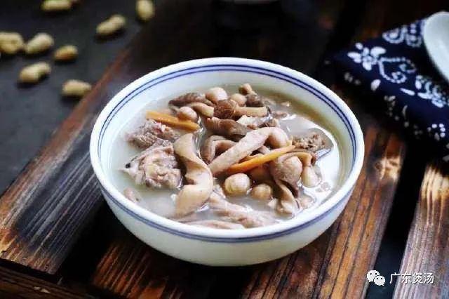 墨鱼干和什么煲汤最好?