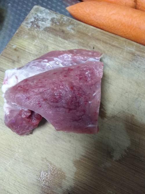 这块猪肉怎么回事能吃吗