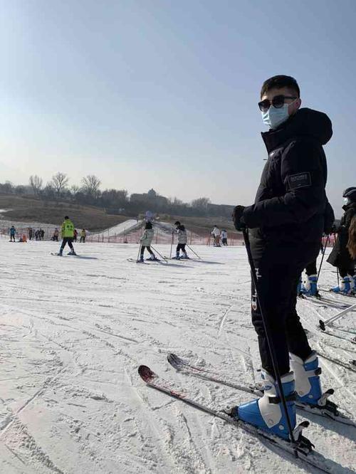 华彬生态园滑雪场-"华彬庄园滑雪场位于昌平南口镇南口农场,从.