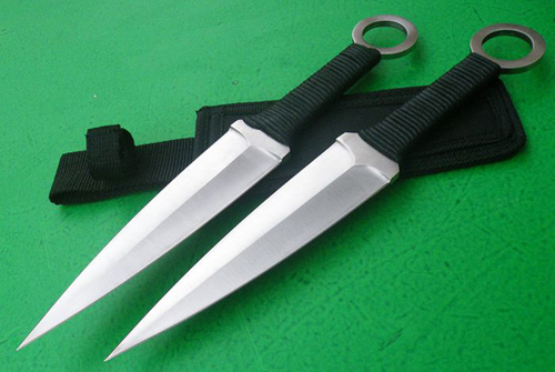 飞刀投掷的技巧和原理是什么?