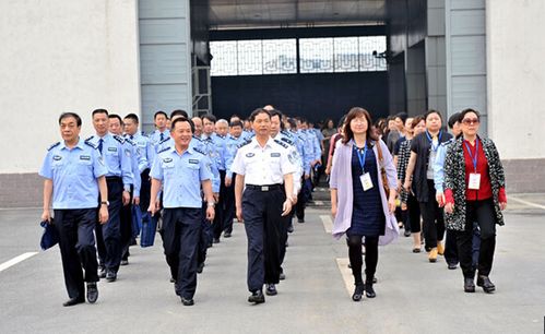 党风廉政建设宣传教育月活动的顺利进行,近日,湖北省襄北监狱党委领导