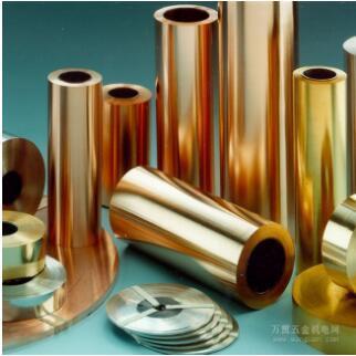 青铜(bronze),是红铜加入锡或铅的合金,因颜色青灰,被称为青铜.