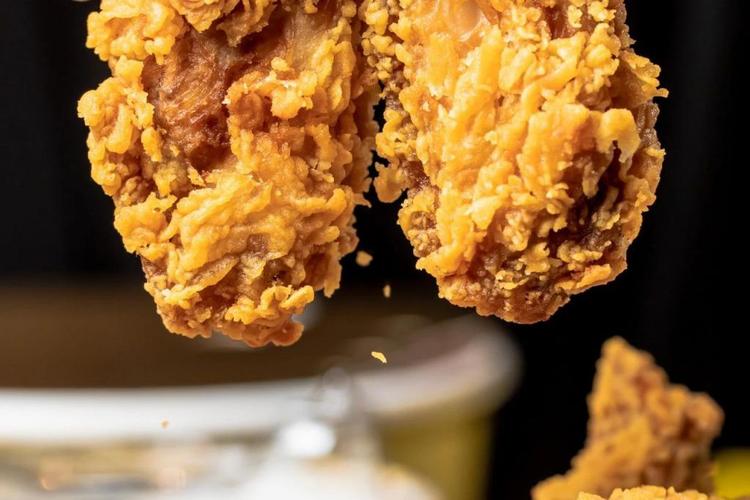 板烧5,麦辣鸡腿堡8,十翅桶29…麦当劳金粉节已过半,快冲!