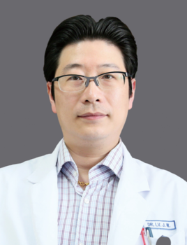 吕坚伟