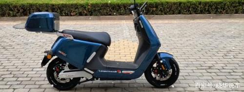 雅迪新款g5max开卖了,3000w中置电机还配胎压监测,这