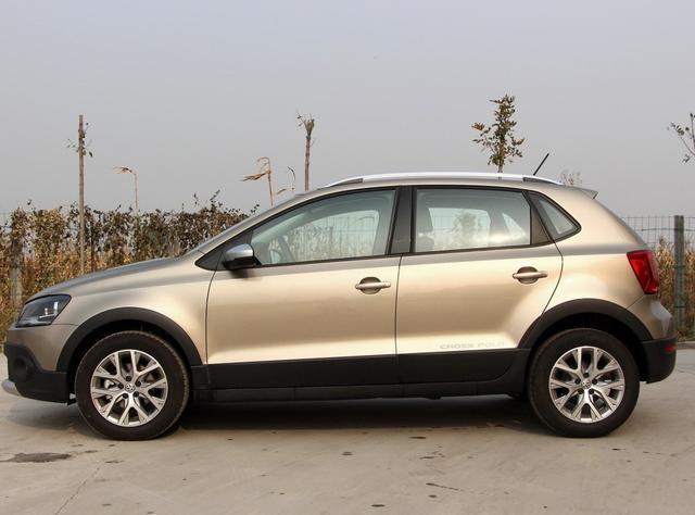 大众polo1.6l排量,自动挡车型,现在上路需要多少钱?