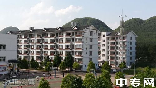 凯里一中寝室图片,校园环境好吗?