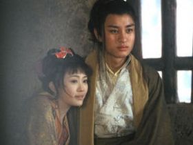 2003年,还在北京电影学院上学的贾乃亮,因饰演了《大唐歌飞》中