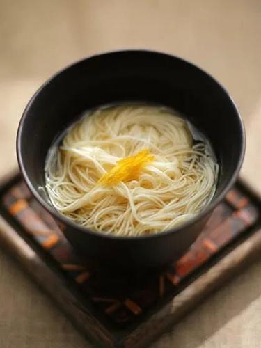 清汤挂面细面条手工面食农家纯手工细空心挂面月子面孕妇儿童三份