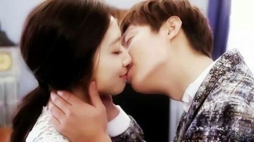 【继承者们 】李敏镐,朴信惠