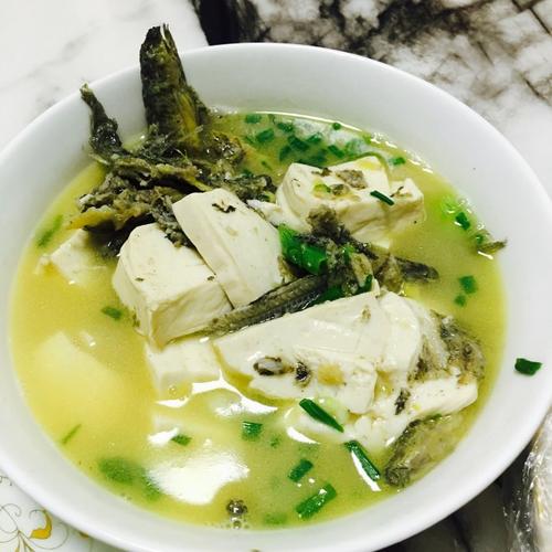 鲜美泥鳅炖豆腐的做法
