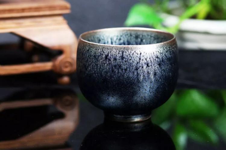 碗如宇宙盏如星辰游龙展现建盏最闪亮的一面