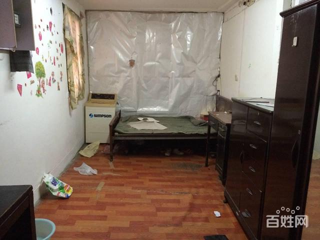 【图】- 淡水路214弄 亭子间 11平方 165万 使用权 - 上海黄浦二手房