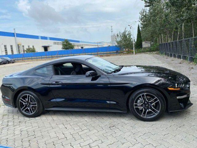 平行进口2020款福特野马黑色现车配置报价