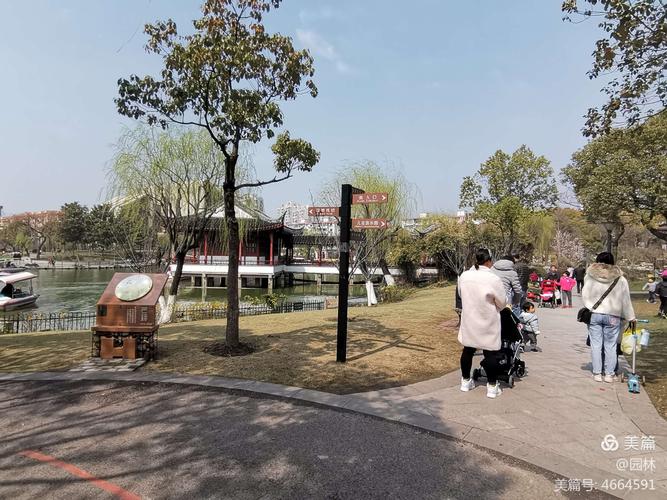游览上海宝山区的淞南公园