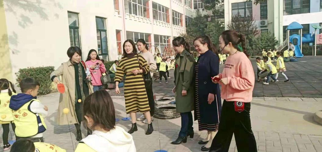 童话童年 探索创新———沭阳县北丁集乡润城幼儿园户外游戏观摩活动