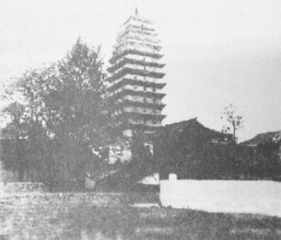 图为孝泉起义部分部队藏兵之处——德阳延祚寺砖塔(今德阳市旌阳区