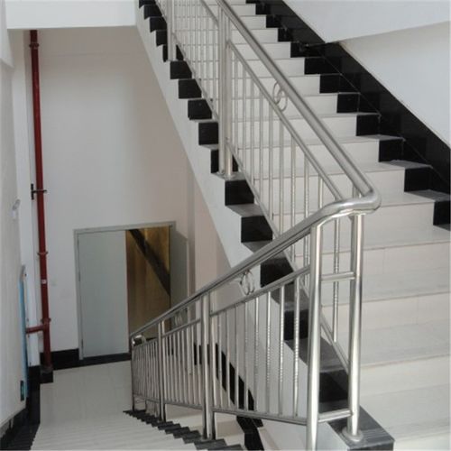 304不锈钢圆管76*1.8楼梯扶手