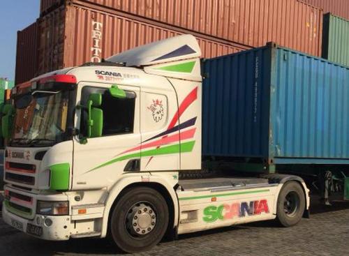 通诚中港拖车队 中港拖车 中港货运 中港运输