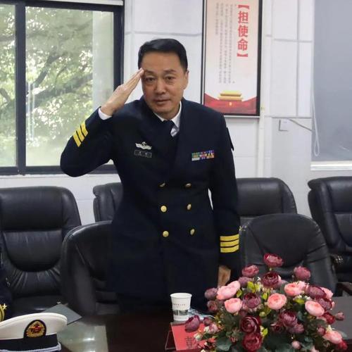 海军大连舰艇学院研究生大队赵洪涛大校