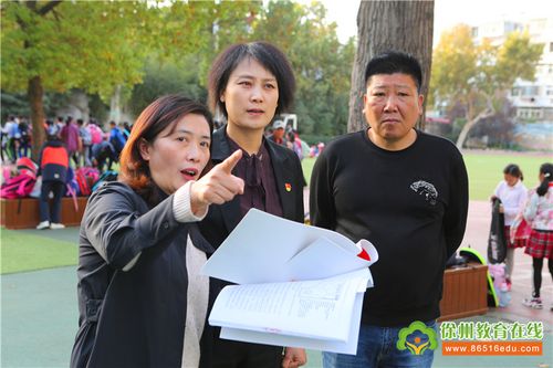 徐州教育在线 小学教育 云龙区副区长康宁莅临解放路小学调研学校立体