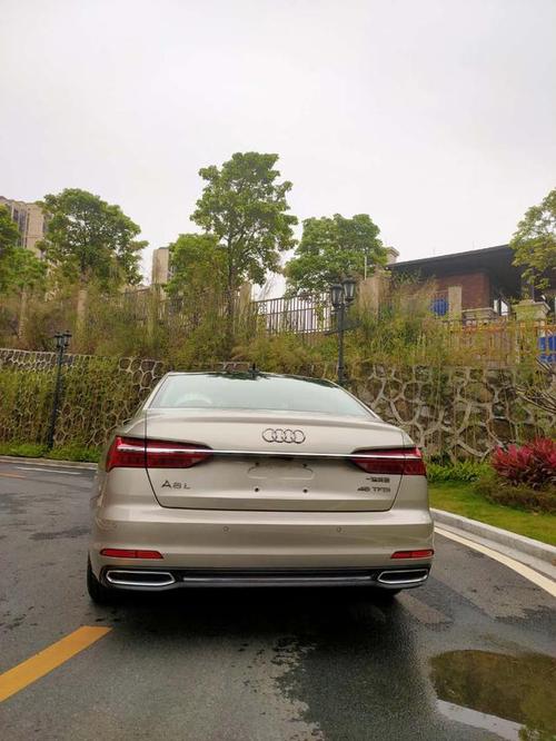 车市谈试驾全新奥迪a6l除了商务别的我们慢慢细品