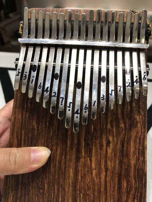 卡林巴拇指琴调音方法