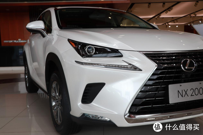 豪华中型suv标杆产品2020款雷克萨斯nx200探店行