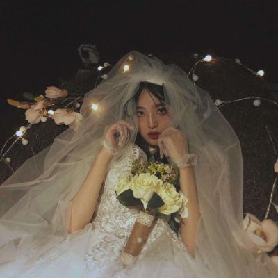 穿婚纱的女生唯美头像 韩版伤感女生婚纱头像