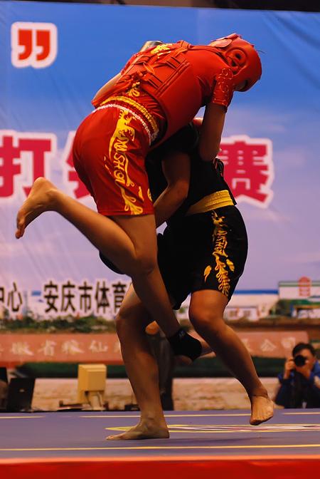 散打冠军秦力子,世界冠军王贵贤,吴钞来,李响等一大批国际高水平运动