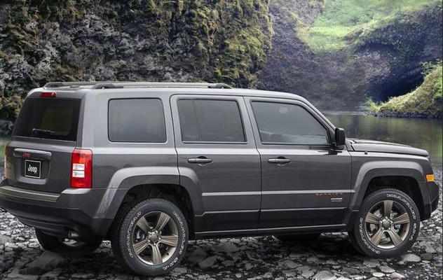 全新jeep自由客,霸气不输路虎,全车进口,标配四驱