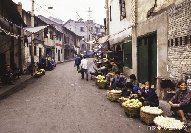 80年代,重庆老照片,有没有你熟悉的场景?
