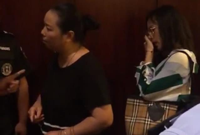 女网红saya殴打侮辱32周孕妇致其流产,遭全网疯狂diss