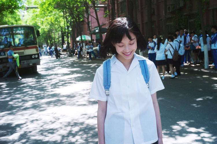 倪妮《匆匆那年》 校服