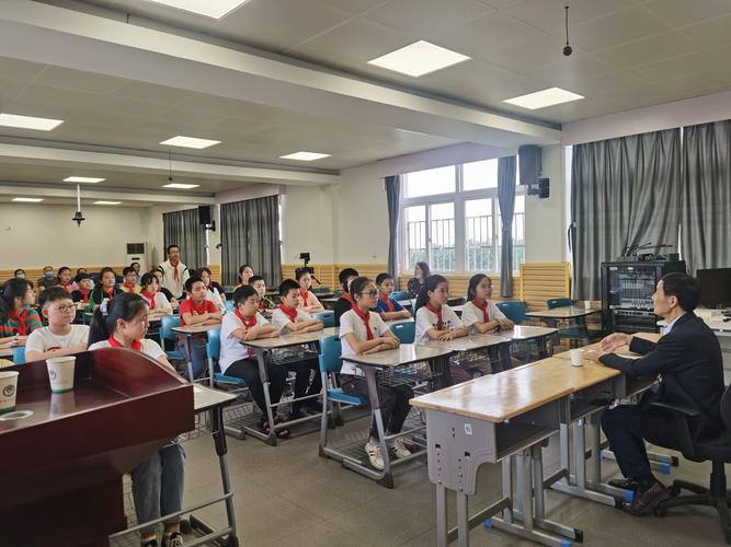 "心手相连,爱心传递"——记浦口区永宁小学爱心助学及