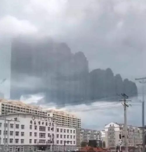 哈尔滨惊现海市蜃楼,据说来自平行宇宙?