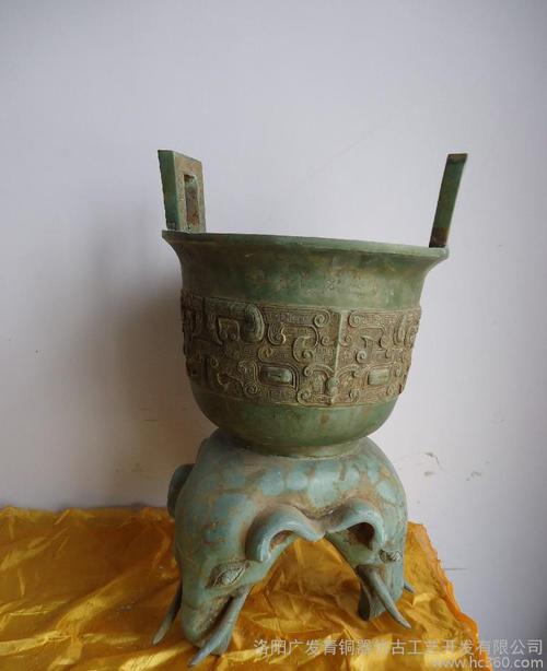 供应信息 洛阳广发青铜器仿古工艺开发有限公司 象足瓿|仿古青铜器