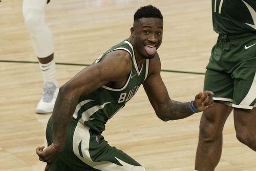  p>萨纳西斯·阿德托昆博(thanasis antetokounmpo),全名阿萨纳西奥斯