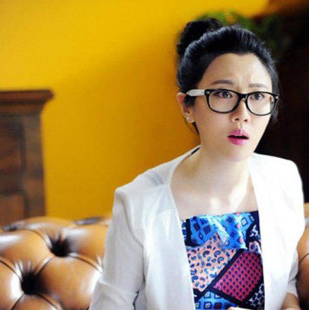 王博谷家庭背景和资料介绍 王博谷和巴图不配吗