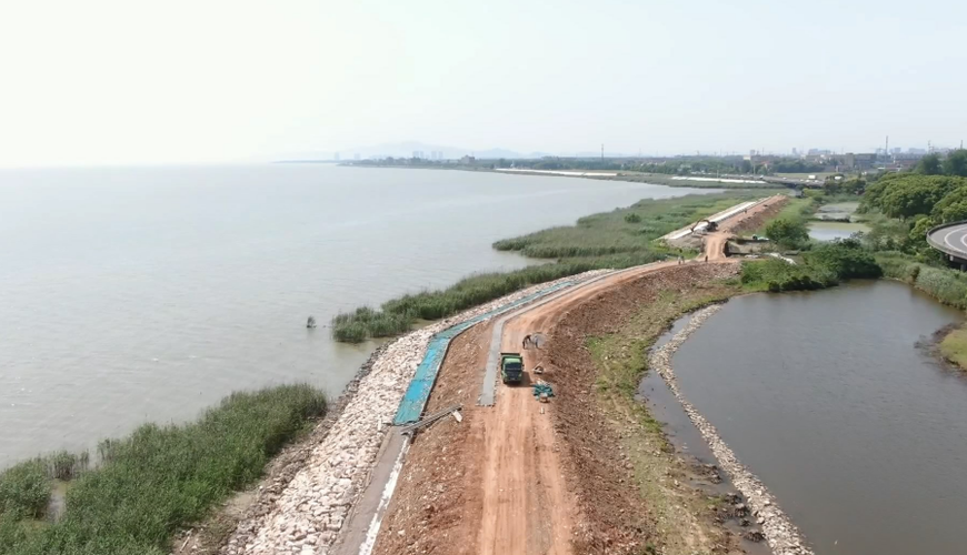 环太湖大堤浙江段后续工程假期不停工确保在6月底全面完工
