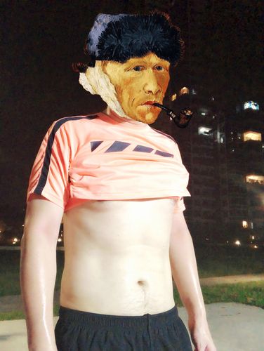 今天开始跑步之余开始腹部入门训练不知道腹肌几时会来找我加油