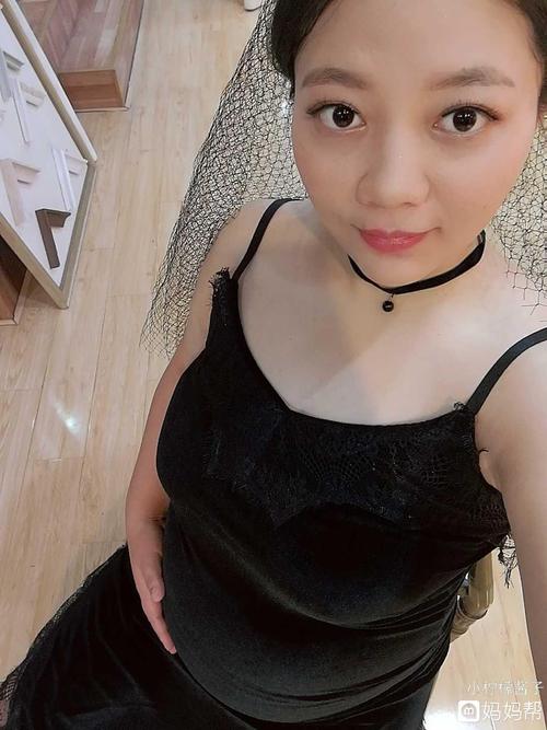 拍孕妇照,只能自拍,尽一切可能不把自己拍成猪