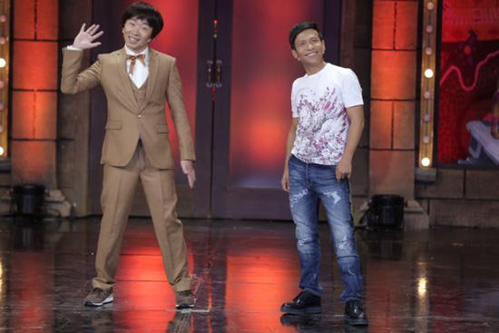 搜狐娱乐讯 以二人转演员出身的宋小宝最近成为新的"屏霸", 凭借