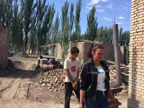 系列二——家访篇7克孜勒苏柯尔克孜自治州阿克陶县巴仁乡伊迪热斯家