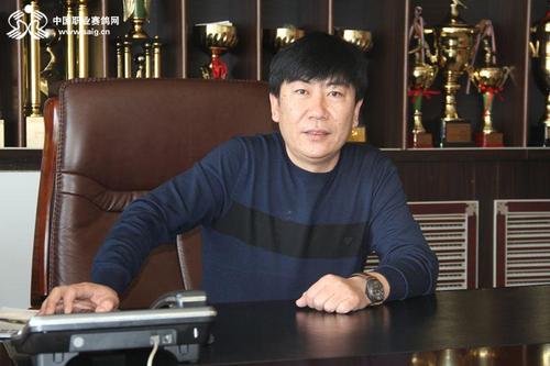 辽宁盘锦翔冠公棚负责人刘旭