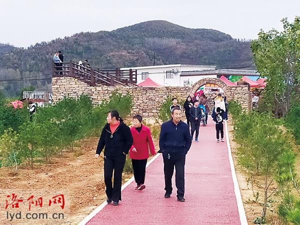 饭坡镇沙坡村一角