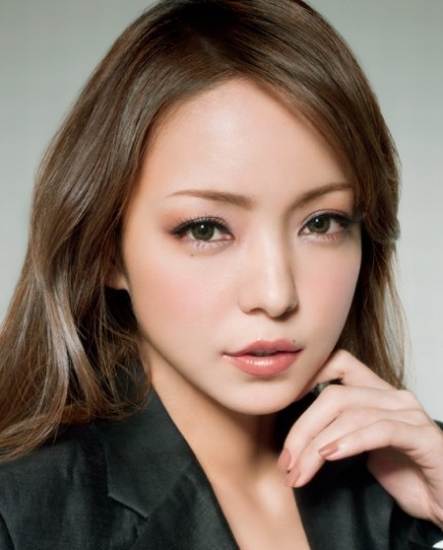 2015年6月10日,安室奈美惠时隔2年再发新专辑《 a target="_blank"